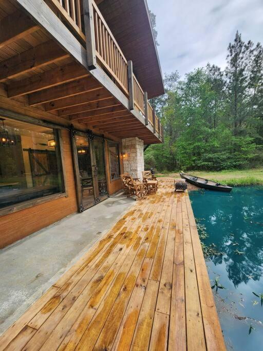 Waterfront Houston Hide Out In A Magical Forest 월러 외부 사진